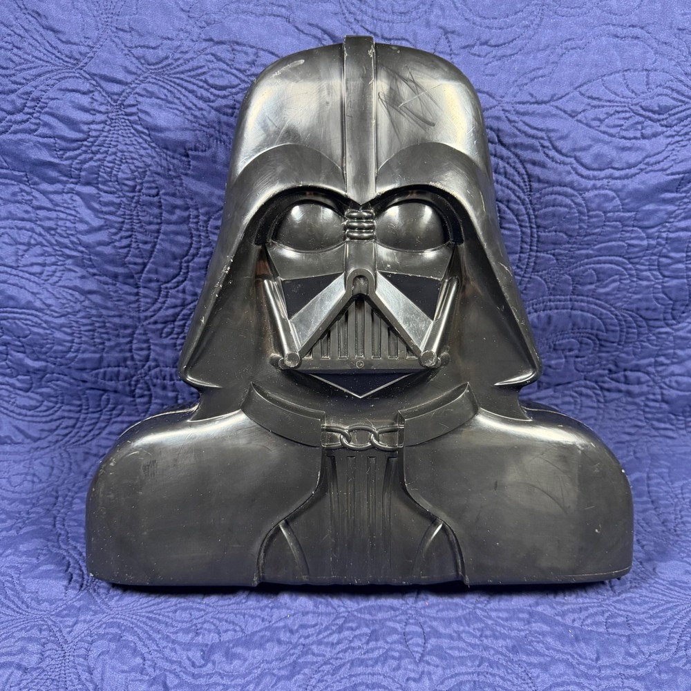 Vintage 1980 Kenner Star Wars Darth Vader Action Figure Carrying Case Black
